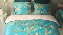 Beddinghouse x Van Gogh Museum Beddinghouse Almond Blossom de Velours dekbedovertrek