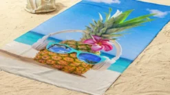 Good Morning Pineapple strandlaken