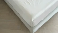 Kayori Saya katoen-satijn topper hoeslaken