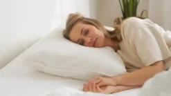 Snoozing latex spaghetti stevig hoofdkussen