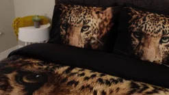 Snoozing Lupard dekbedovertrek