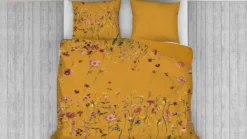 Snoozing Meadow Flowers flanel dekbedovertrek