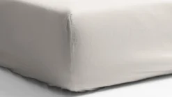 Snoozing percale katoen hoeslaken