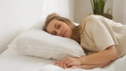 Snoozing Texelite wollen medium hoofdkussen