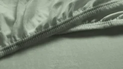 Snoozing velours hoeslaken