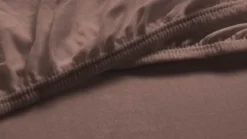Snoozing velours hoeslaken