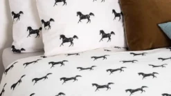 SNURK Black Horses flanel dekbedovertrek