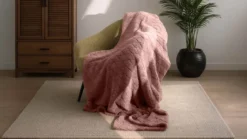 Unique Living Ezra fleece plaid