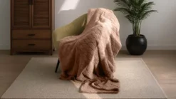 Unique Living Ezra fleece plaid