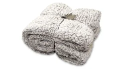Unique Living Knut fleece plaid