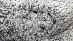 Unique Living Knut fleece plaid