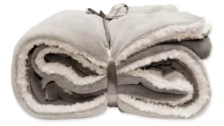 Unique Living Lars fleece plaid