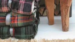 Unique Living Larsson fleece plaid