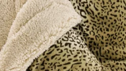 Unique Living Mara fleece plaid