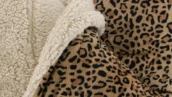 Unique Living Mara fleece plaid