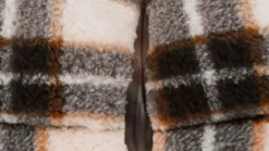 Unique Living Tris fleece plaid